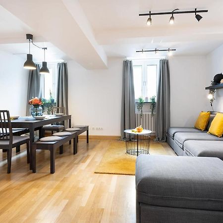 Marienplatz Apartment 2 Bedrooms Living Room Kitchen มิวนิก ภายนอก รูปภาพ